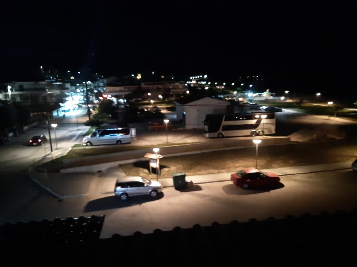 Dora Sarti Otel Dış mekan fotoğraf