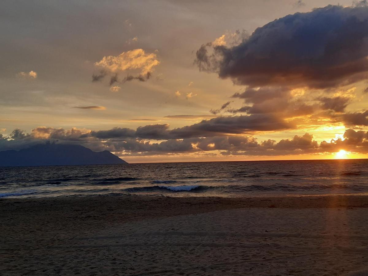 Dora Sarti Otel Dış mekan fotoğraf