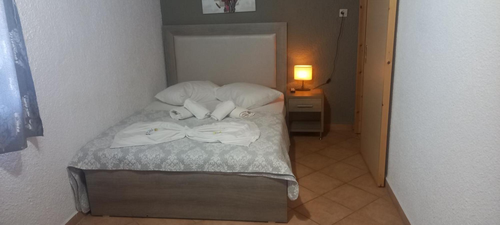 Dora Sarti Otel Dış mekan fotoğraf